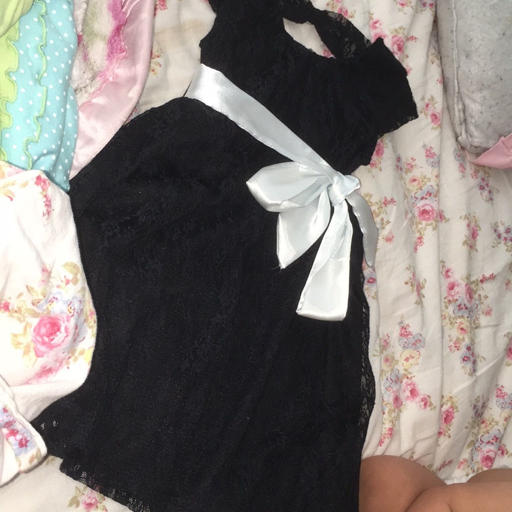 Black lace dress